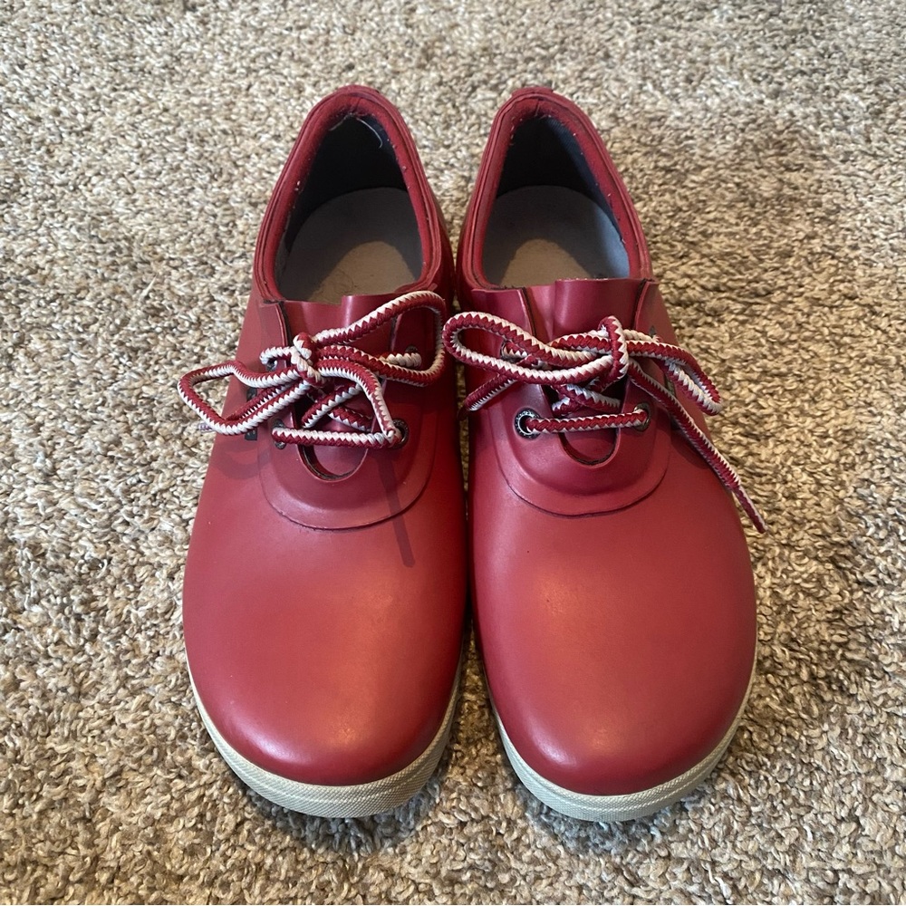 Bogs Women's Red Lace-Up Shoes